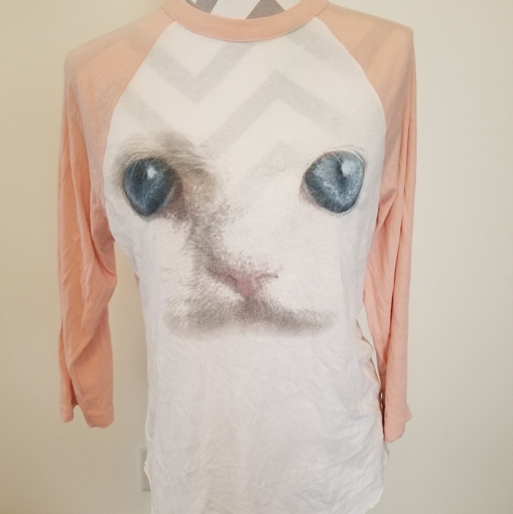 Nwot super soft raglan tee
